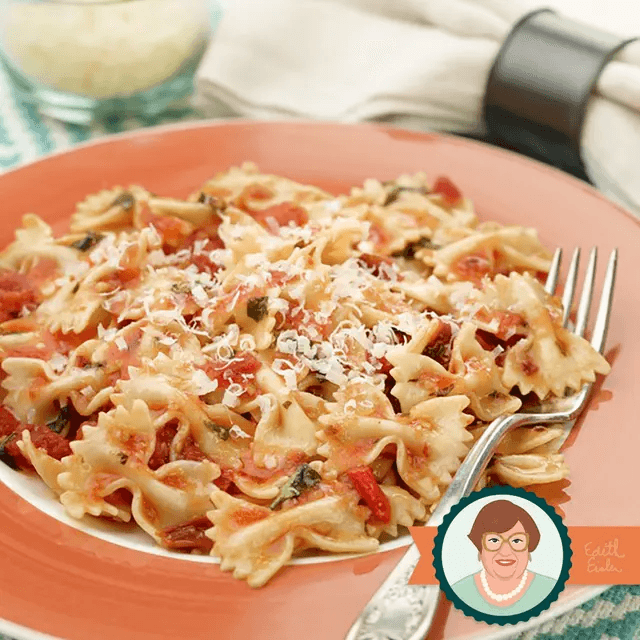 Farfalle com Ricota e Tomate